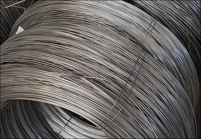 Soft black annealed binding wire, diameter 0.16mm, strength 0.6mm, packing in 30-40 kg coils,used in construction.